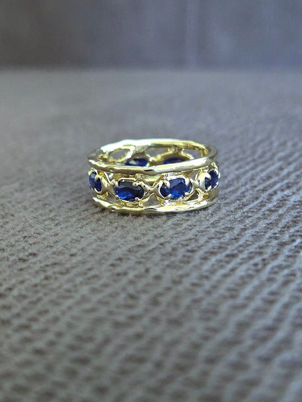 Zeyzey Gold💛 Double✌️ Band with Blue💙 Crystals💎 Ring💍 - NWT - Picture 10 of 16